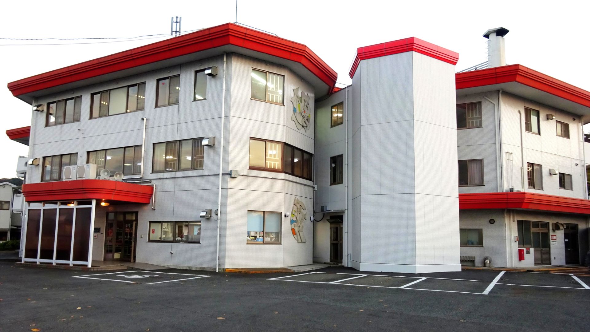 進和やましろホーム